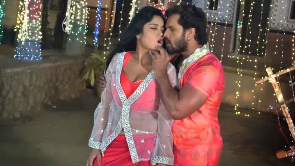 Bhojpuri Video: खेसारी का ये 3 मिनट का क्लिप बना अब तक का मोस्ट रोमांटिक वीडियो, देखते ही छूट जाएंगे पसीने...