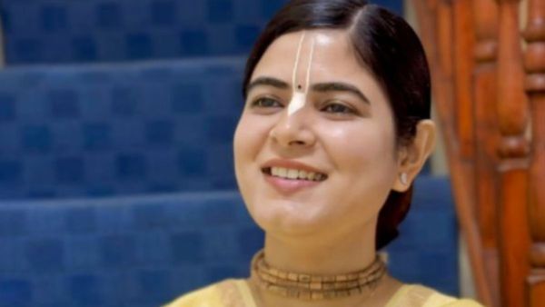 कितनी पढ़ी हैं देवी चित्रलेखा ? 20 की उम्र में इस जात के लड़के से की शादी, कुल संपत्ति जान लगेगा जोर का झटका
