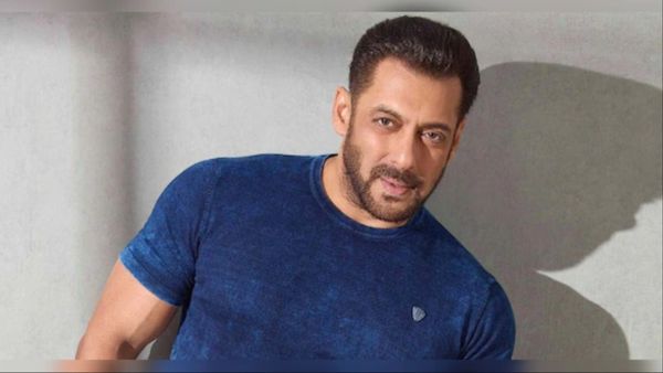 Salman Khan के साथ काम करके पछता रही ये डायरेक्टर, कहा- 'हमें सात-सात घंटे इंतजार करवाते हैं और फिर...'