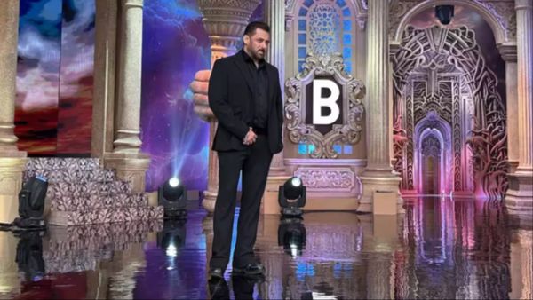 Bigg Boss 19 Premiere: शो की धमाकेदार शुरुआत, सलमान खान ने किया विनर का ऐलान, ट्विस्ट ने किया हैरान