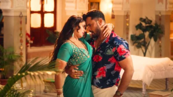 Bhojpuri Video: नीलम गिरी और खेसारी के नए गाने ने रिलीज होते ही मचाया धमाल, लोग बार-बार देख रहे वीडियो