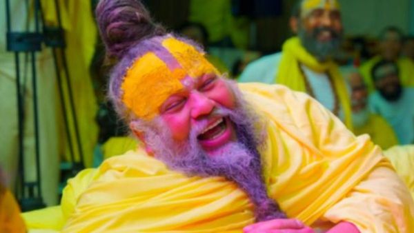 इतने पढ़े लिखे हैं प्रेमानंद महाराज के सेवक, पीला चोला ओढ़ने से पहले कर चुके हैं Army और CA की नौकरी