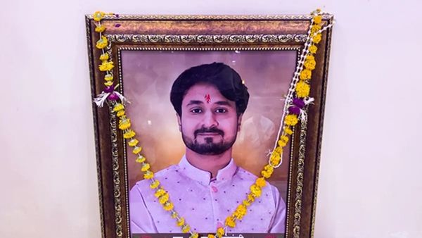 Raja Raghuvanshi के घर में घुसा फर्जी पुलिसवाला, क्या थी मंशा? हुआ ये अंजाम!