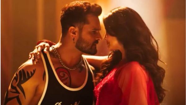 Bhojpuri Video: सलमान खान की हीरोइन के साथ रोमांस में डूबे खेसारी लाल, 'नथुनिया 2' ने मचा दिया धमाल