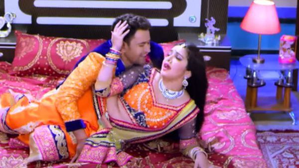 Bhojpuri Video: कई बार देख लिया वीडियो फिर भी नहीं भरेगा मन, छा गया निरहुआ-आम्रपाली का रोमांस