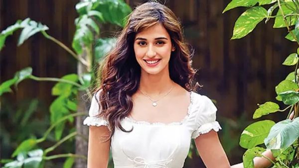 दिशा पाटनी के घर ताबड़तोड़ फायरिंग, गोल्डी बरार बोला- प्रेमानंद महाराज के कारण करेंगे ऐसा हाल