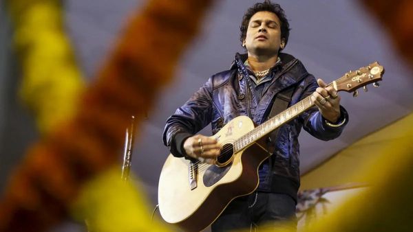 40 भाषाओं में 38000 गाने, इस पद पर थे पिता, Singer Zubeen Garg के बारे में ये बातें नहीं जानते होंगे आप