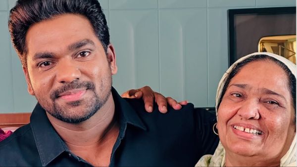 इतिहास रचने के बाद Zakir Khan ने दिया फैंस को झटका, स्टेज से बनाई दूरी, कहा- 'इससे पहले कि देर हो जाए...'