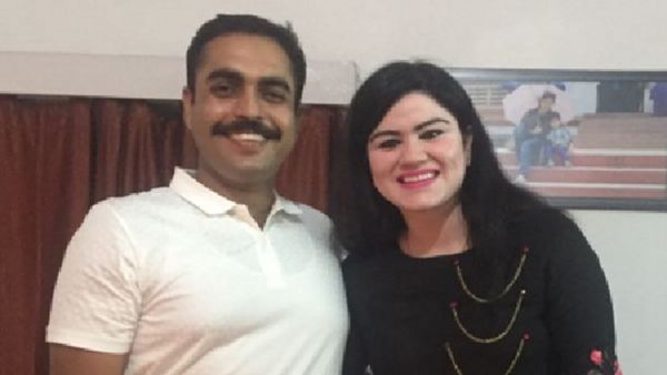 IPS Ankita Sharma: खूबसूरती मे टीना डाबी पीछे दबंगिरी मे सिंघम फेल, पति सेना मे मेजर पत्नी से कांपते है नक्सली
