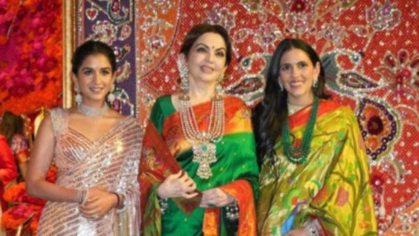नीता अंबानी की दोनों बहुओं श्लोका और राधिका में से कौन है अमीर ? पढ़ाई और संपत्ति में है जमीन आसमान का अंतर