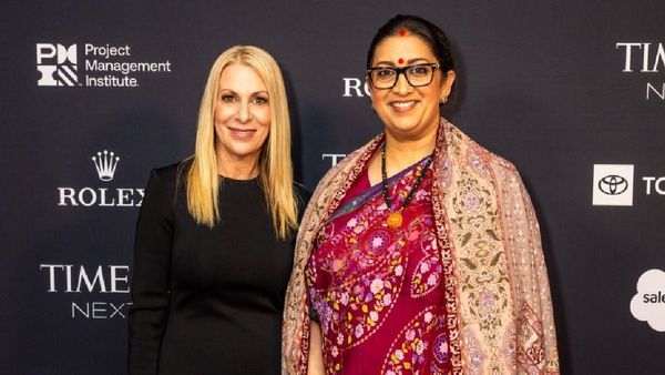 TIME100 इवेंट में भारत की आवाज़ बनीं स्मृति ईरानी, ‘स्पार्क’ पहल से जोड़ेंगी इतनी लाख महिलाएं