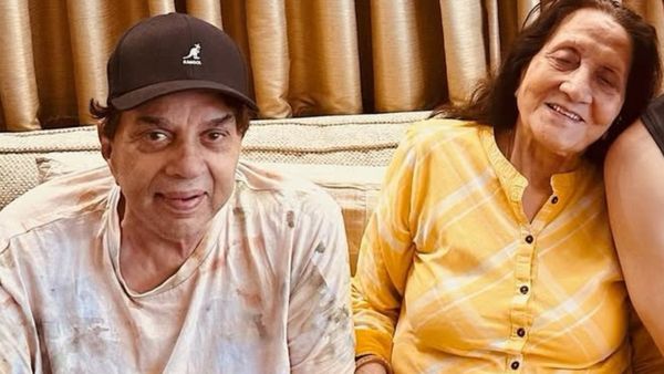89 की उम्र में हेमा मालिनी को छोड़ पहली पत्नी प्रकाश कौर के पास पहुंचे धर्मेंद्र, बुढ़ापे में कर रही खूब सेवा