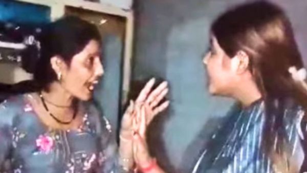 बेटी बनी हैवान! Youtuber ने मां को दी गाली, मुंह पर तड़ातड़ मारे थप्पड़, VIDEO देख खौल जाएगा खून...