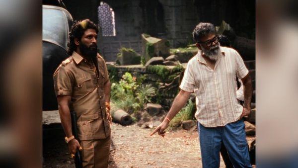 'पुष्पा 2' के एक साल पूरे: अल्लू अर्जुन ने यादगार पाँच साल के सफर का मनाया जश्न!