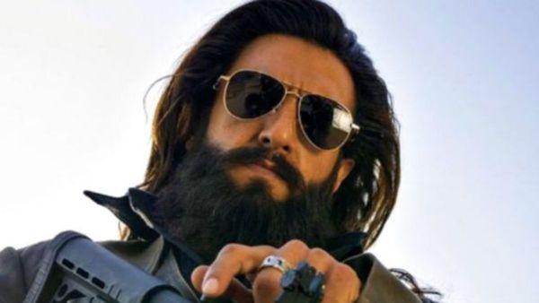Dhurandhar Box Office Collection Day 2: 'धुरंधर' ने दूसरे दिन की धुंआधार कमाई, तोड़े इन फिल्मों के रिकॉर्ड