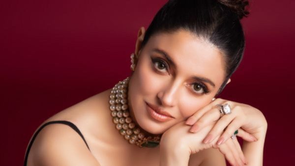 Bollywood मगरमच्छों से भरा है... दिव्या खोसला ने खोला इंडस्ट्री का राज, तलाक को लेकर दिया बड़ा बयान