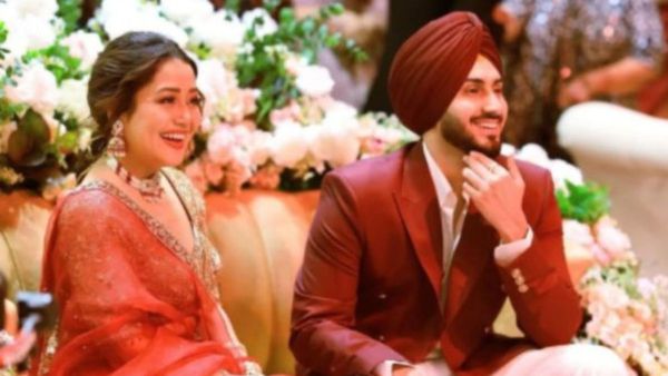 तलाक की खबरों पर नेहा कक्कड़ ने तोड़ी चुप्पी, बोलीं- मैं कुछ लोगों से बहुत नाराज हूं इसीलिए...