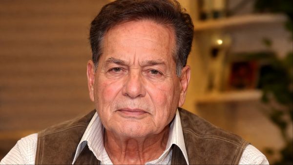 चार दिन पहले बेफिक्र होकर ये काम करते दिखे थे Salim Khan, अब आई एडमिट होने की खबर, सामने आया वीडियो