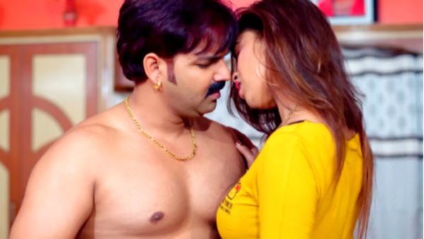 पवन सिंह के बेडरूम वीडियो ने मचाई खलबली, इंटरनेट पर छाया 3 मिनट 54 सेकंड का क्लिप, देखने वालों के छूटे पसीने