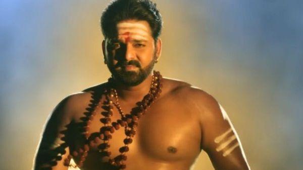 Bhojpuri Video: महाशिवरात्रि से पहले ट्रेंड हुआ पवन सिंह का 'ॐ नमः शिवाय' गाना, वीडियो पर आए ताबड़तोड़ व्यूज