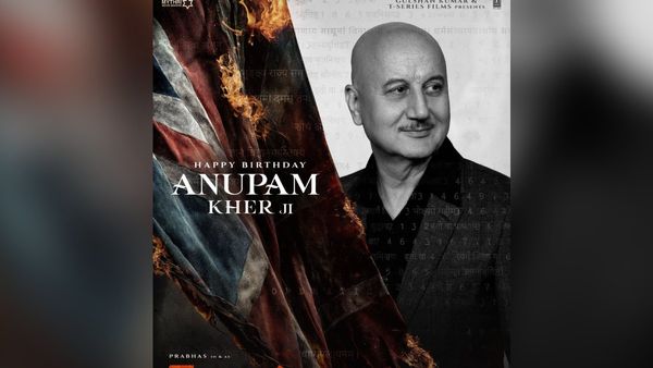 ‘फौजी’ के मेकर्स ने अनुपम खेर को दी जन्मदिन की बधाई, प्रभास की मोस्ट अवेटेड फिल्म...