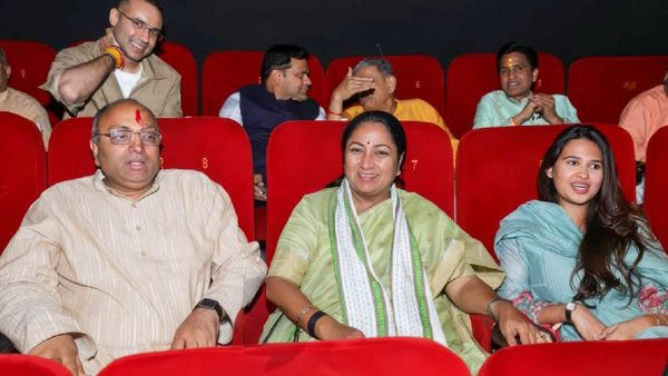 संजय दत्त स्टारर आखिरी सवाल देखने के बाद दिल्ली CM रेखा गुप्ता ने कही ऐसी बात?