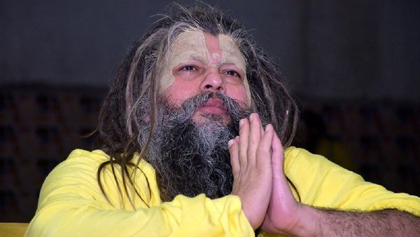 'प्रभु जो हटाना है हटा लीजिए..' बीमारी के बीच प्रेमानंद महाराज के इस पोस्ट से डरे भक्त, कैसी है हालत?