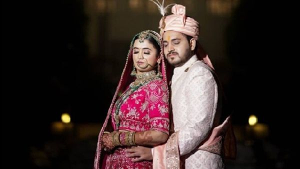 Love Story: गर्लफ्रेंड के लिए बना IAS, बेहद जबरदस्त है IAS चर्चित गौर और IFS आरुषी मिश्रा की लव स्टोरी
