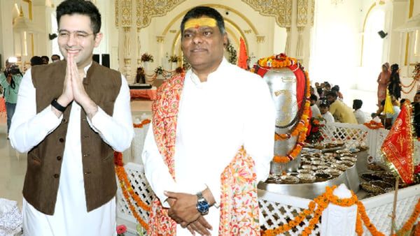 हरिद्वार में 5211 किलो वजनी विश्व के विशाल पारद शिवलिंग की प्राण प्रतिष्ठा सम्पन्न, 2000 से अधिक श्रद्धालु हुए