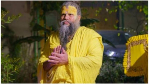आश्रम के बाहर दिखे प्रेमानंद जी महाराज! पूर्णिमा की पदयात्रा के बाद आई तगड़ी अपडेट...