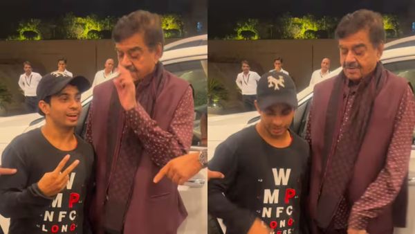फोटो क्लिक करवा रहे फैन को शत्रुघ्न सिन्हा ने पहले हाथ पर मारा, फिर घमंड से बोले- मेरे सामने पोज दे रहा है