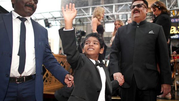 झोपड़पट्टी से हॉलीवुड तक सनी का सफ़र