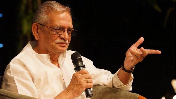 नेहरू जैसी अंग्रेज़ी नहीं बोलना, लिखना हैः गुलज़ार