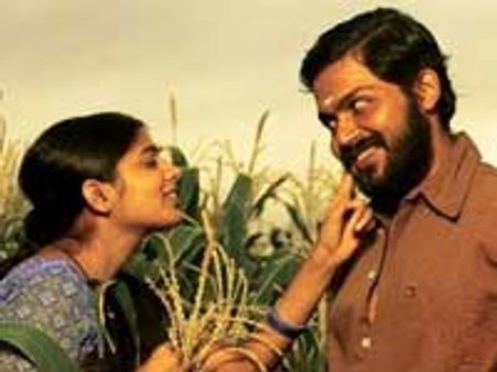 Journalists honour Paruthiveeran