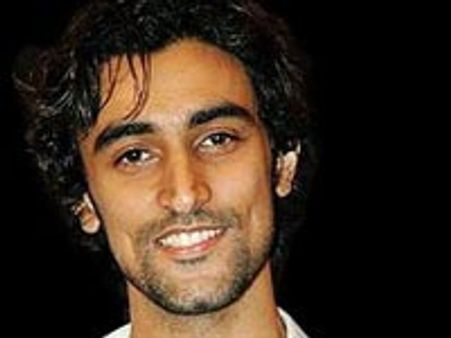 Kunal with Ranbir's girl