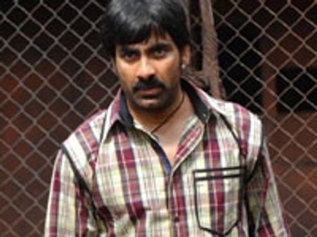 Neninthe regular shooting in progress