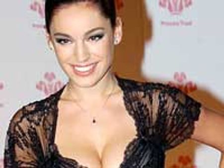 Kelly secretly dating rugby ace Cipriani