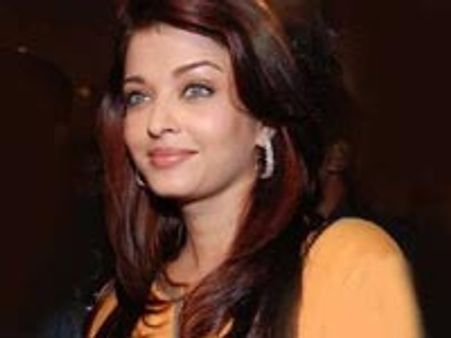 Aishwarya avoids question on Shahrukh