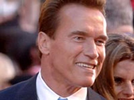 Arnold Schwarzeneggers wife turns dating coach