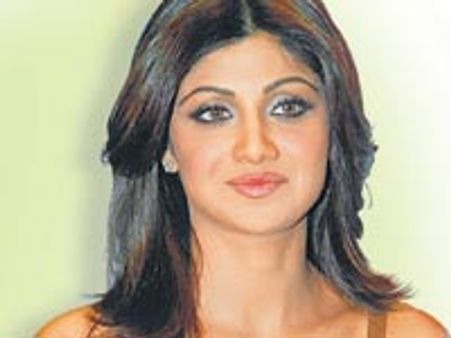 Shilpa's special Christmas with beau in London