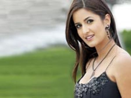 Katrina becomes possessive about Salman