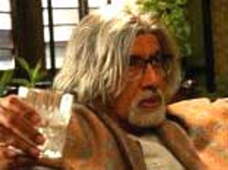 Big B was never approached for Slumdog Millionaire