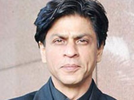 SRK to undergo a shoulder surgery