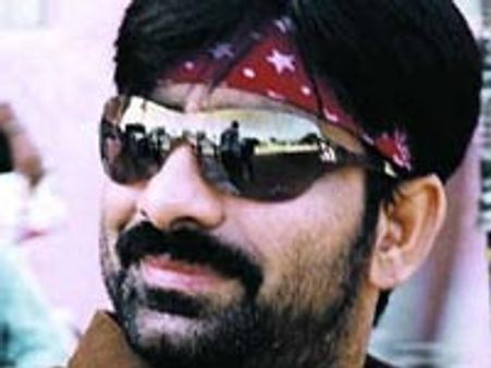 Ravi Teja, smart and young at 42!