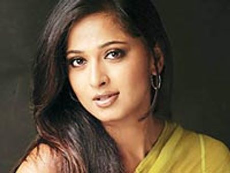 Anushka to play the doctor