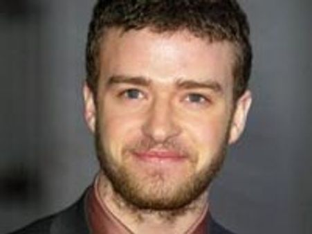 Justin Timberlake disrobes in front of Beyonce