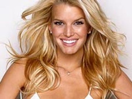 Jessica Simpson takes the stage again