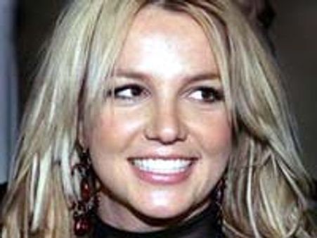 Britney's ex manager sues her for defamation