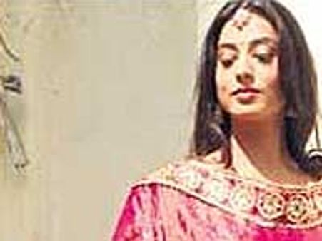 Abhay reveals the violent side of Dev D