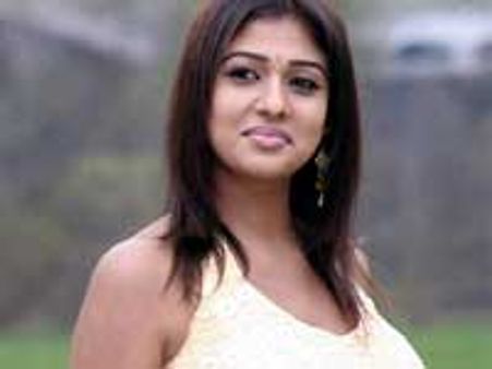 Nayantara faints during shooting